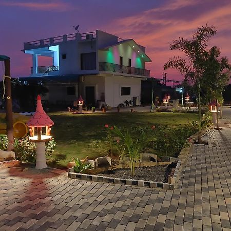 סאסאן גיר Houbara Resort מראה חיצוני תמונה